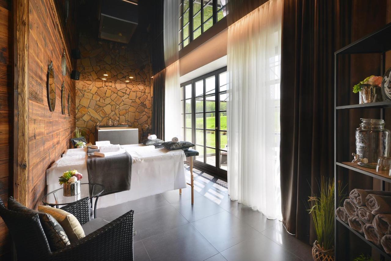 Hotel Rezidence Morris Nový Bor Esterno foto