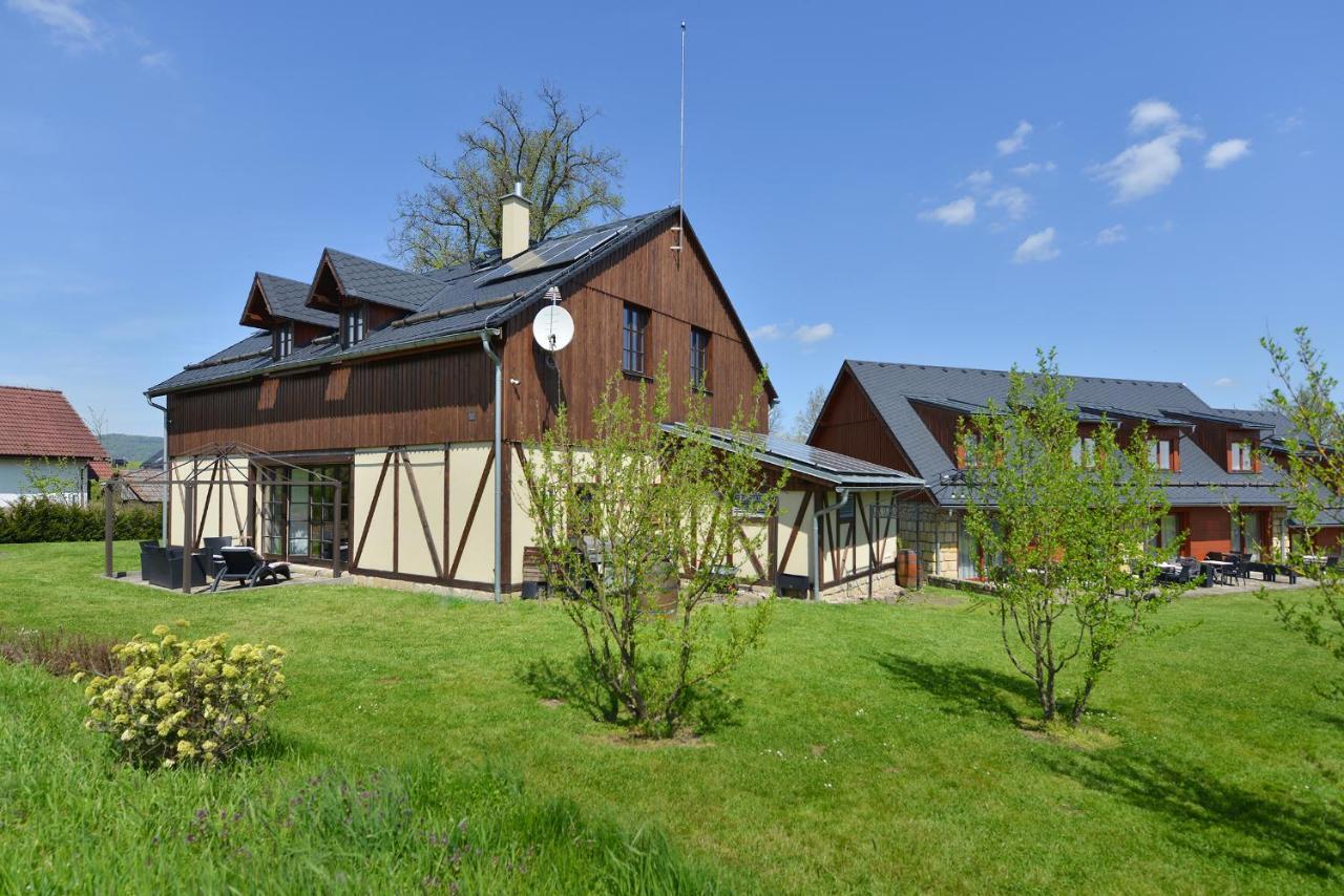 Hotel Rezidence Morris Nový Bor Esterno foto
